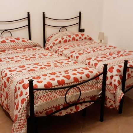 Le Tre Stelle Bed and Breakfast Ronco allʼAdige Buitenkant foto