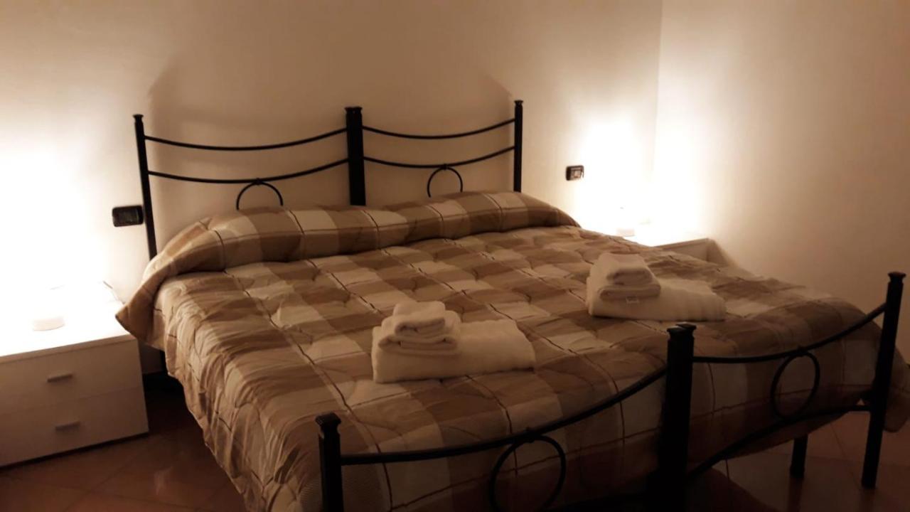 Le Tre Stelle Bed and Breakfast Ronco allʼAdige Buitenkant foto